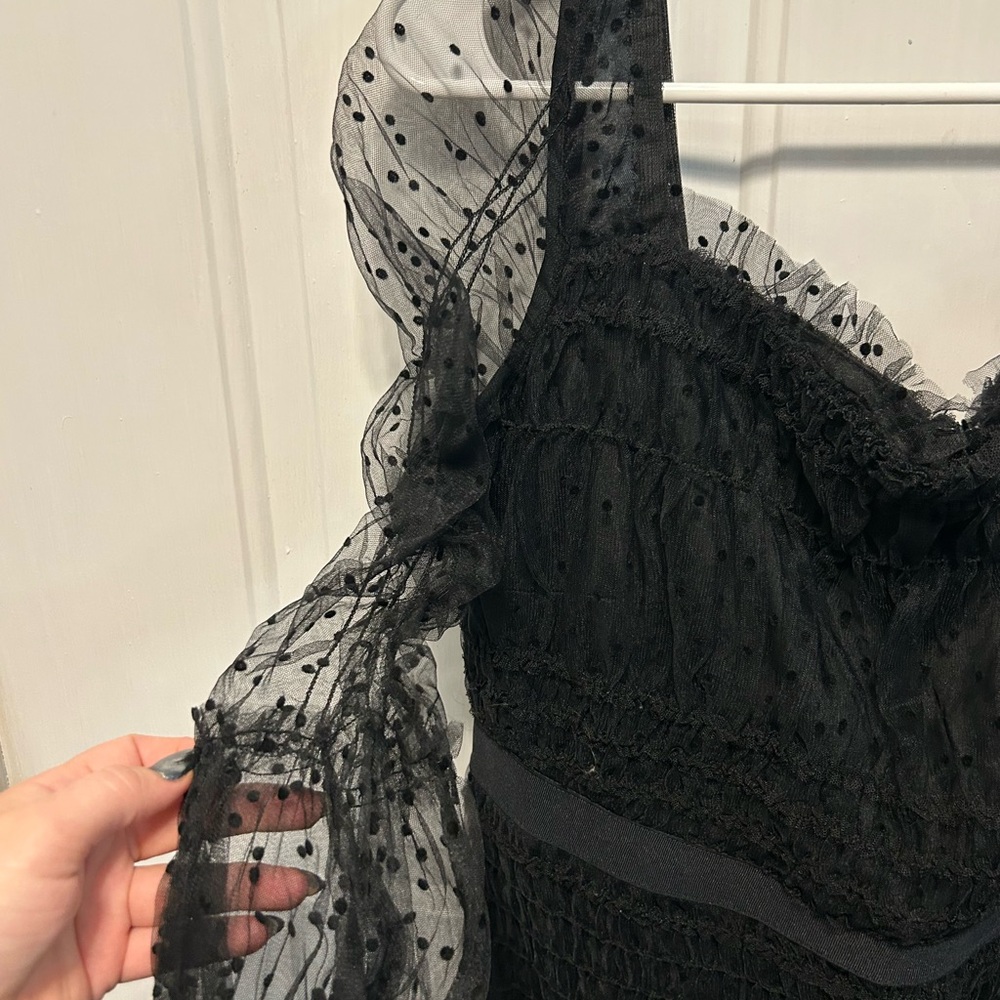 Elegant Black Lace Mesh VENUS Dress - Picture 2 of 6